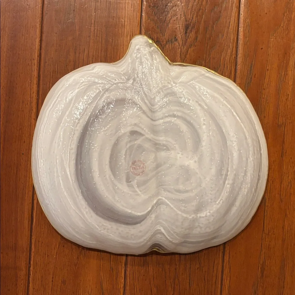 Vietri Alabaster Glass White Gold Edge Pumpkin Large Plate